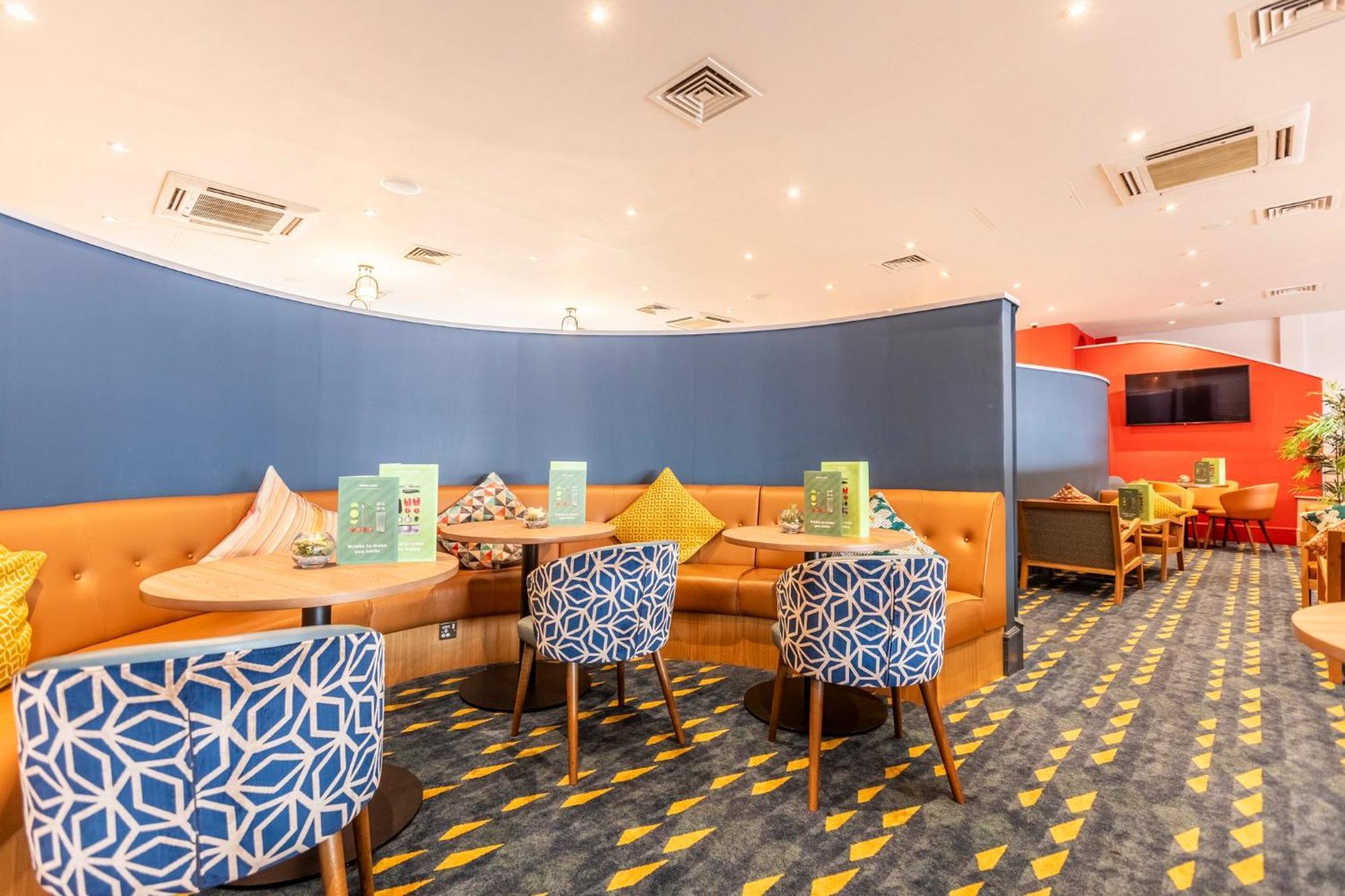 Centre By Ihg 4*