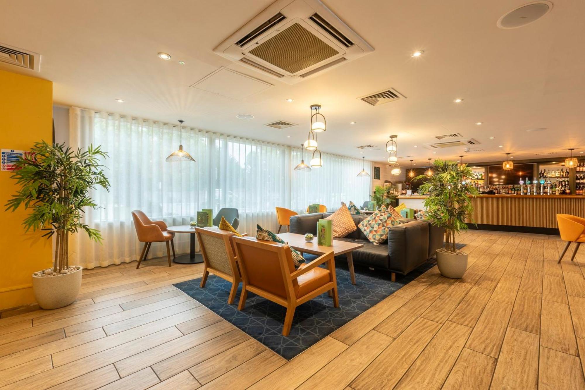 Centre By Ihg 4* Cardiff