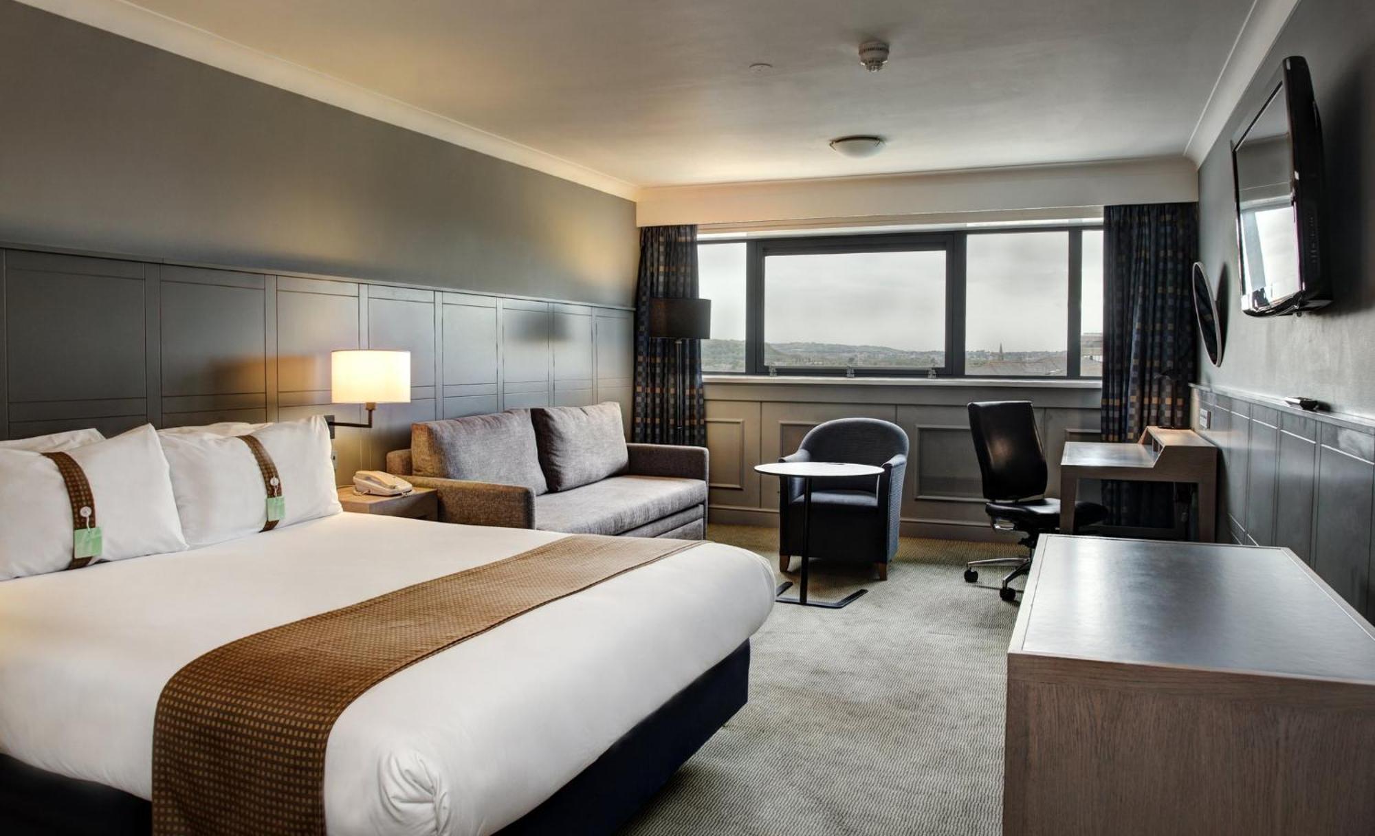 Centre By Ihg Hotel