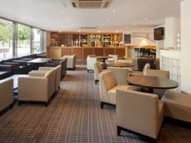 Centre By Ihg Cardiff